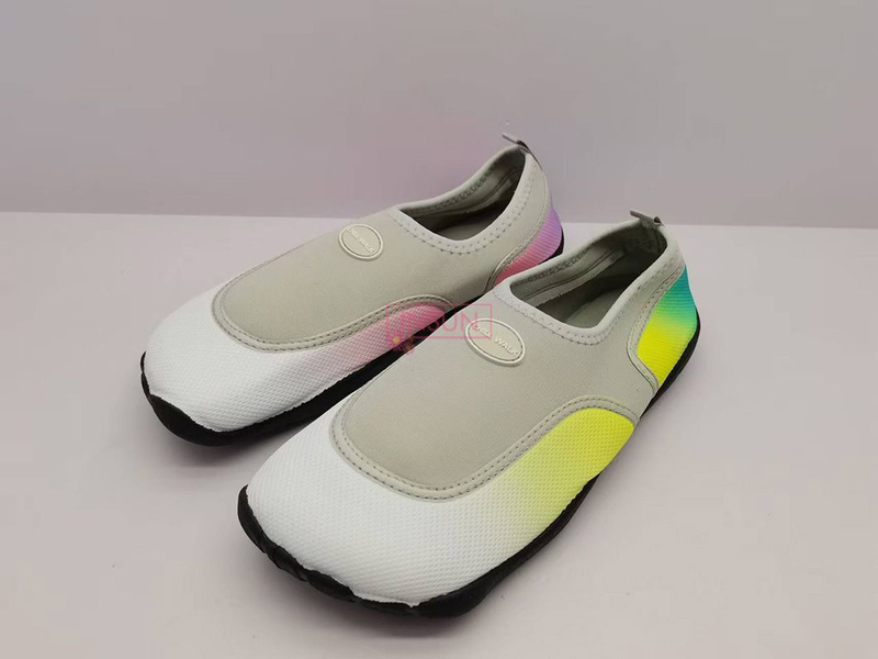 AQUA SHOES