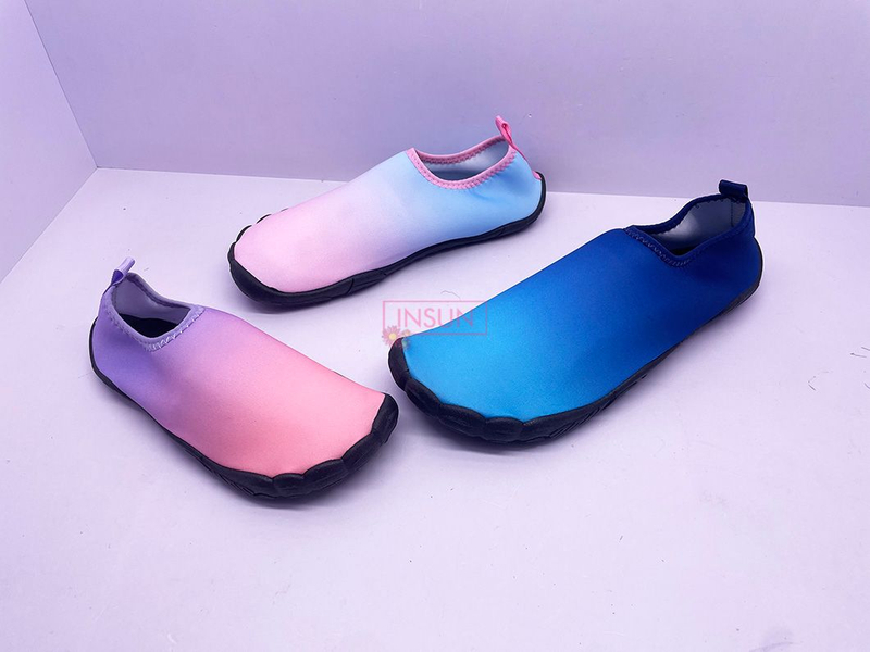 AQUA SHOES