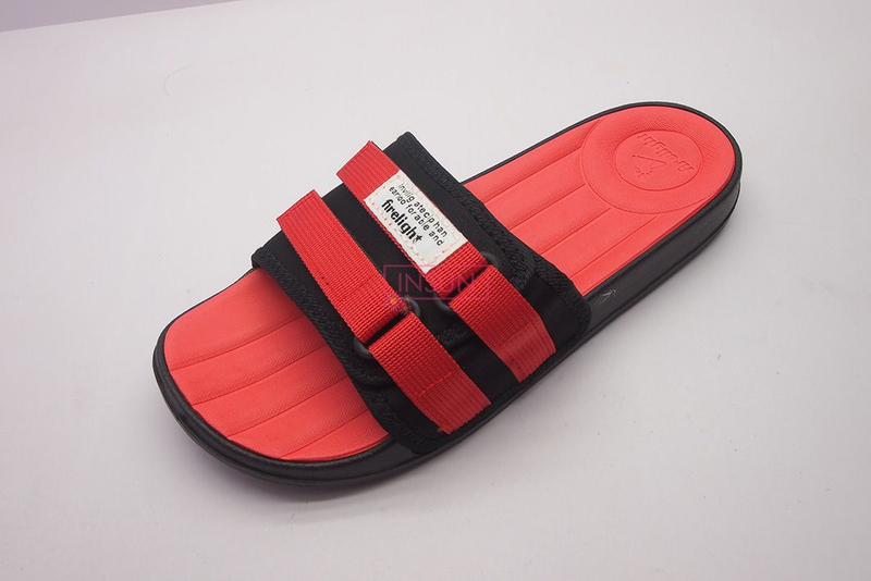 INJECTION SLIDE SLIPPERS