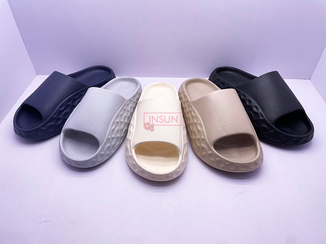 INJECTION SLIDE SLIPPERS