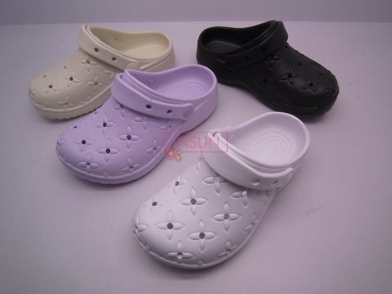 CHILD CLOG