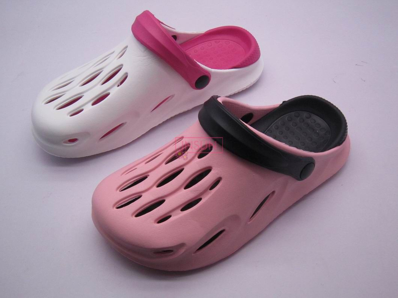 WOMEN CLOG