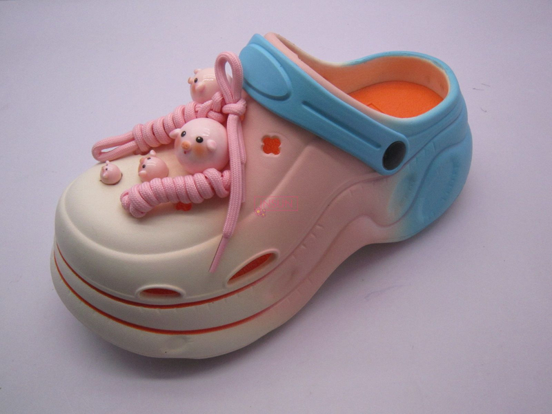 WOMEN CLOG