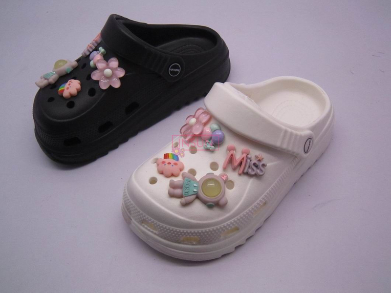 WOMEN CLOG
