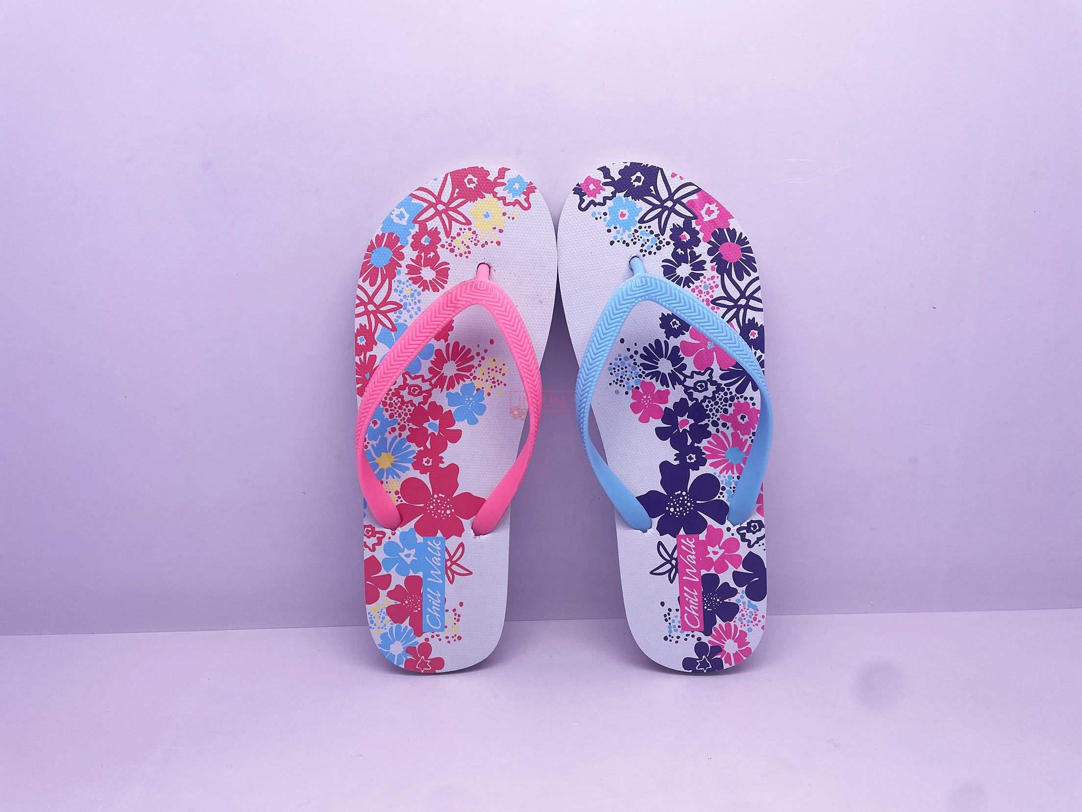 FLIP FLOPS