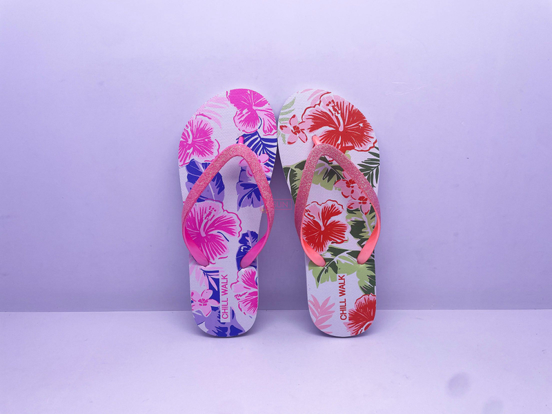 FLIP FLOPS