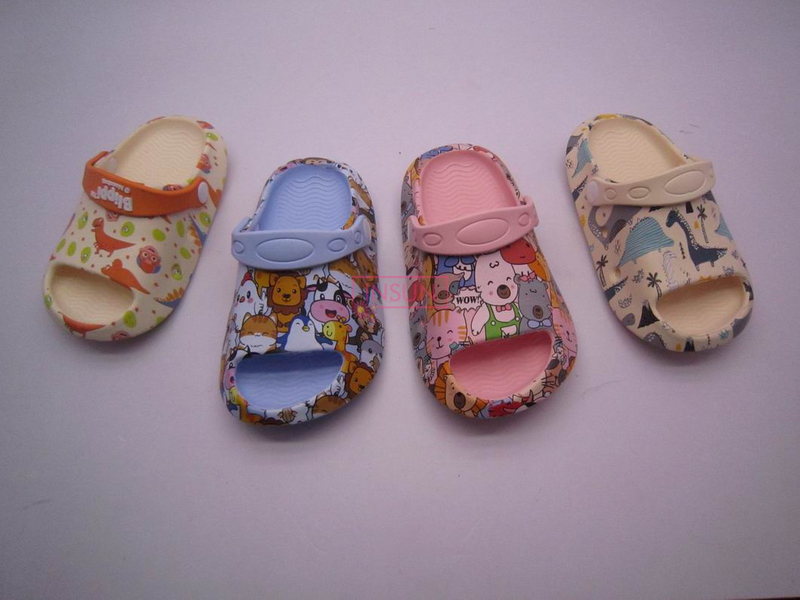 INJECTION SLIDE CHLID SLIPPERS