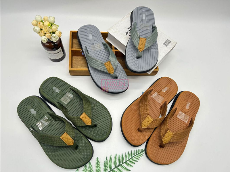 EVA SLIPPERS