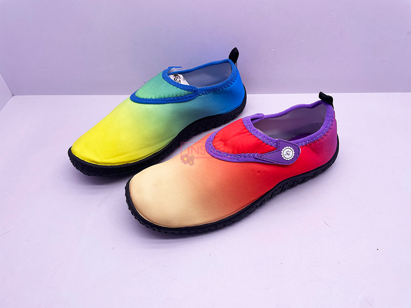 AQUA SHOES