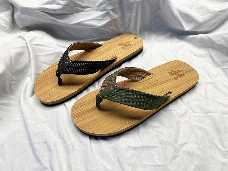 EVA SLIPPERS