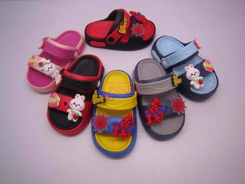 INJECTION SLIDE SLIPPERS