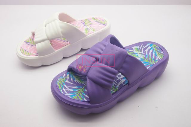 INJECTION SLIDE SLIPPERS