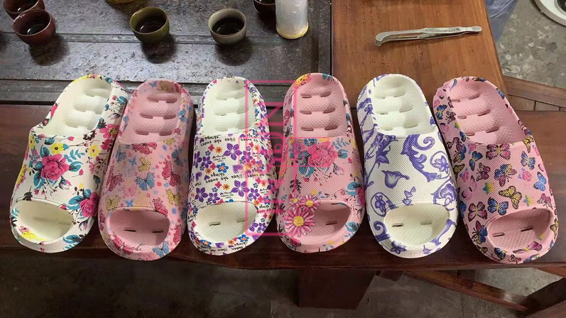 INJECTION MEN SLIPPERS