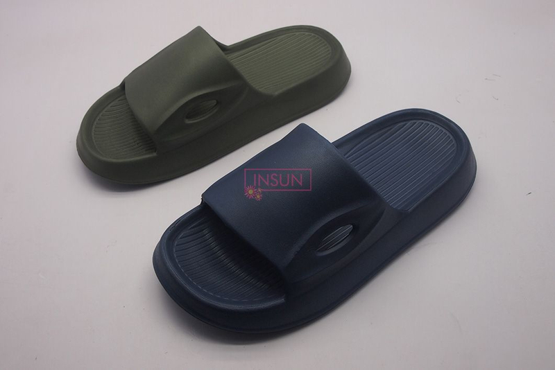 INJECTION SLIDE SLIPPERS