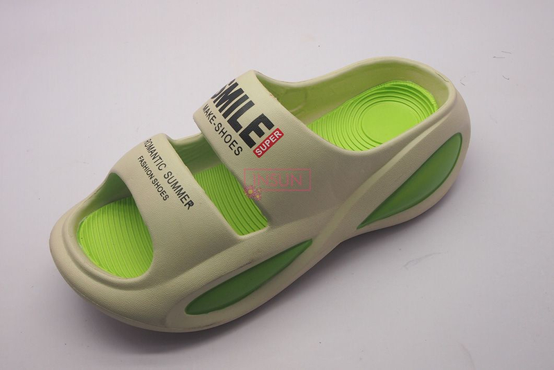 INJECTION SLIDE SLIPPERS