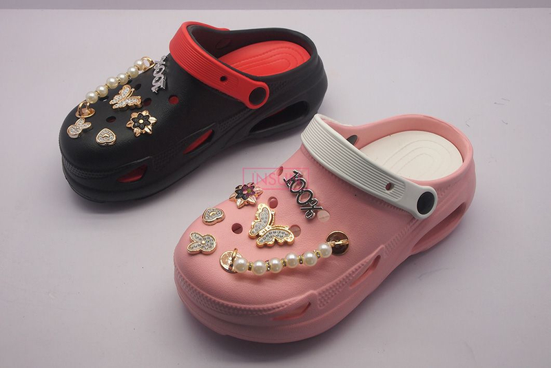 CLOGS