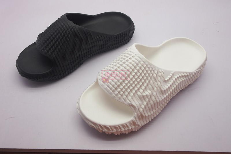 INJECTION SLIDE SLIPPERS