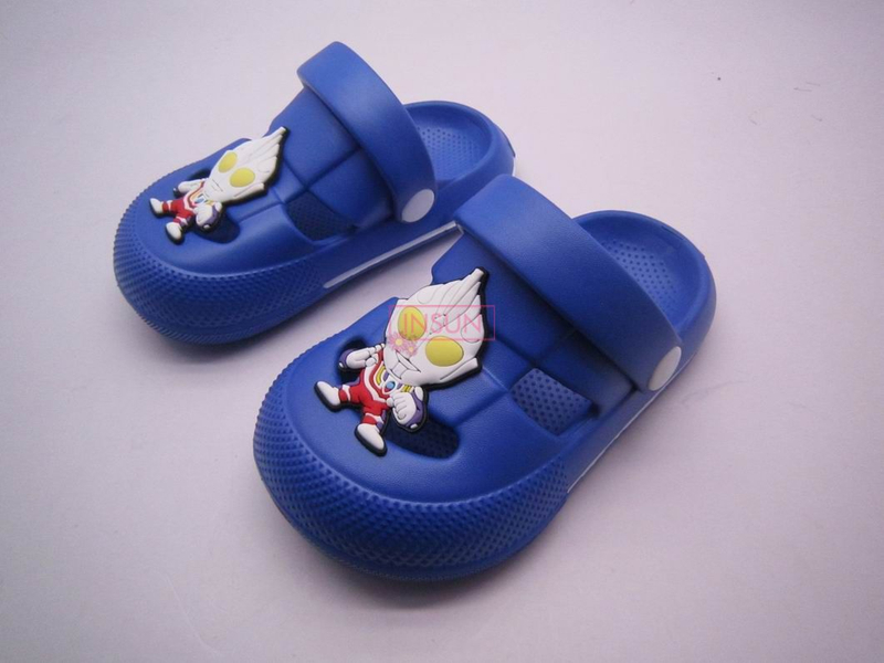 CHILD CLOG