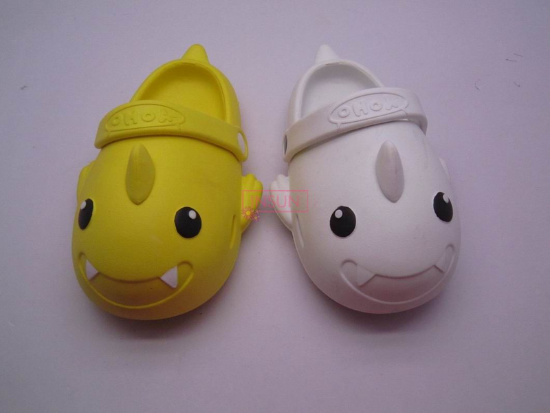 CHILD CLOG
