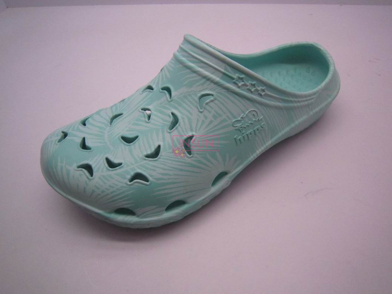 WOMEN CLOG