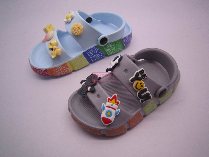 CHILD CLOG
