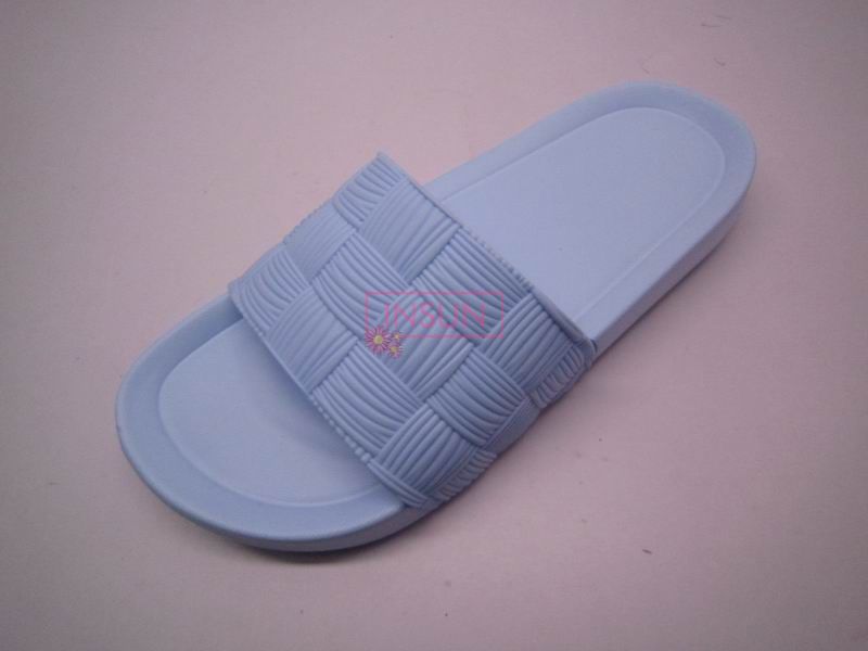 WOMEN SEPERATE INJECTION