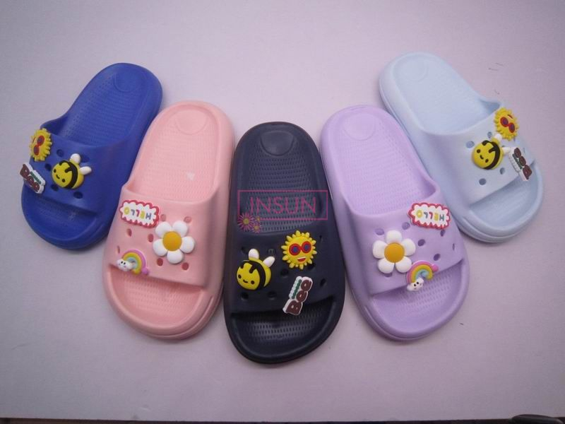 INJECTION SLIDE SLIPPERS