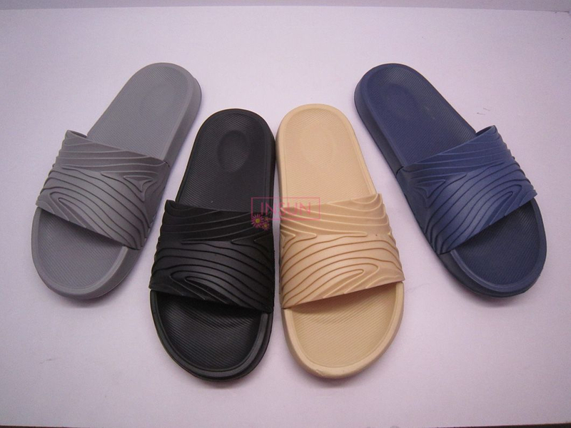 CHILD CLOGS