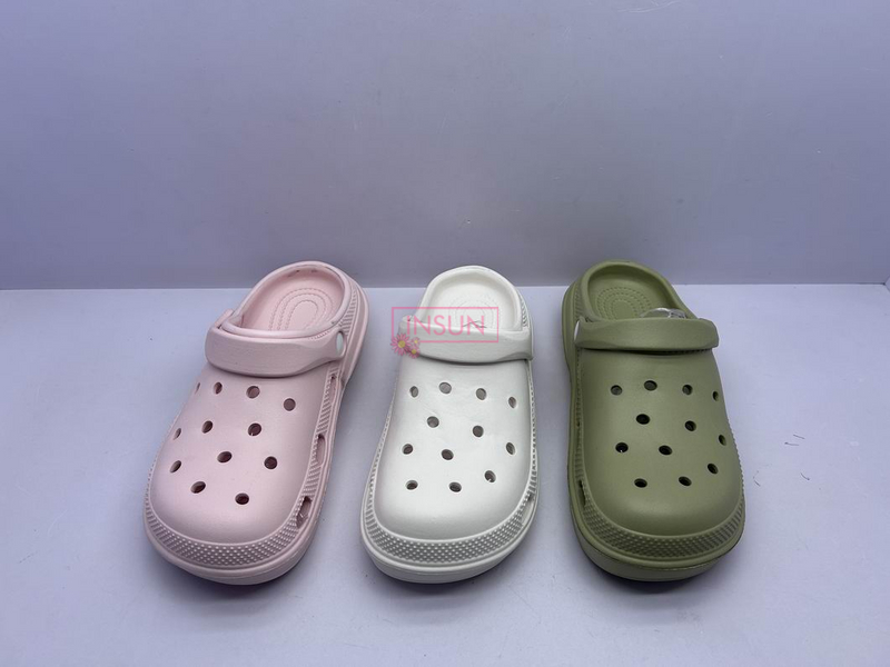 WOMEN CLOG