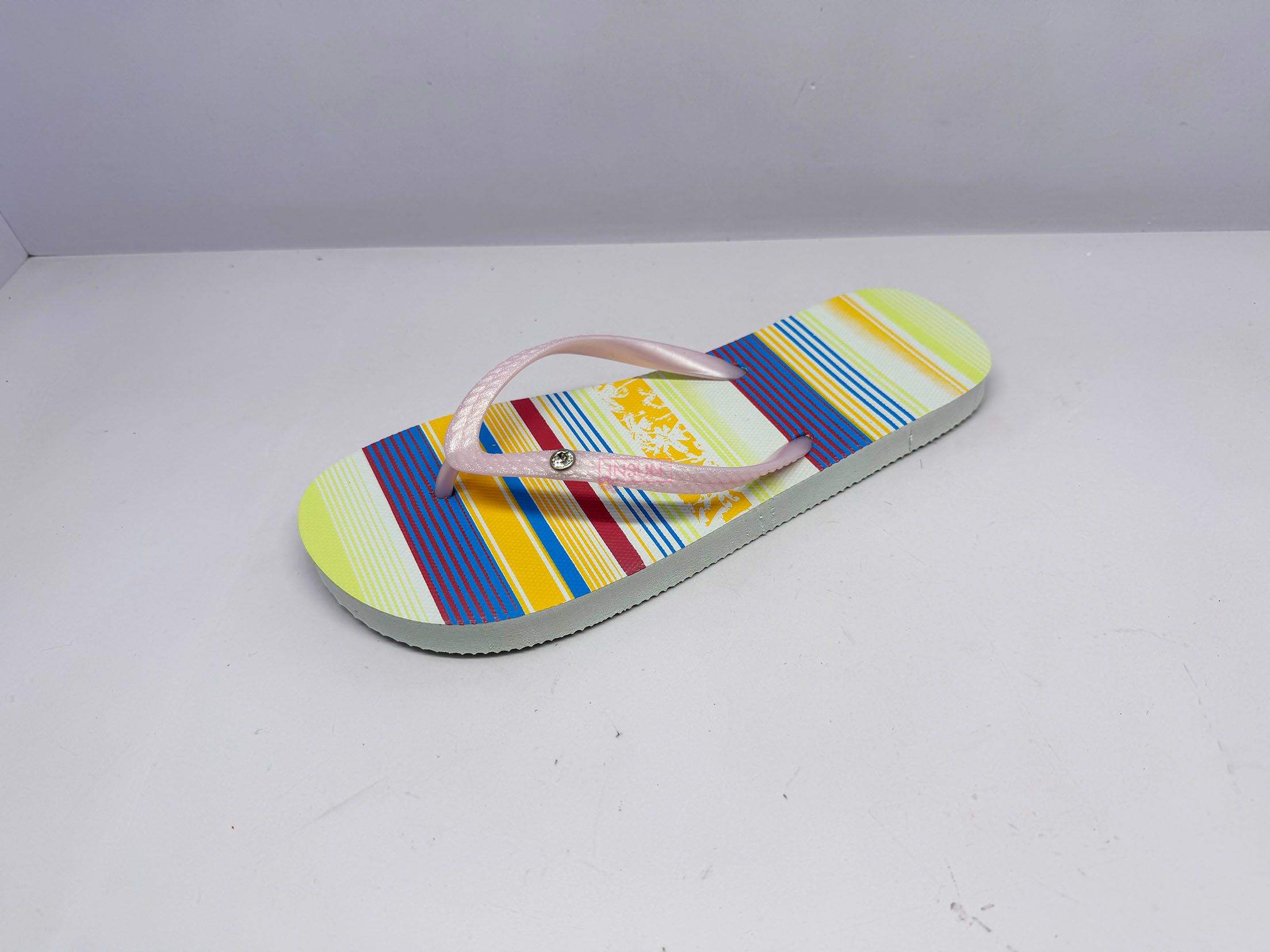 FLIP FLOPS