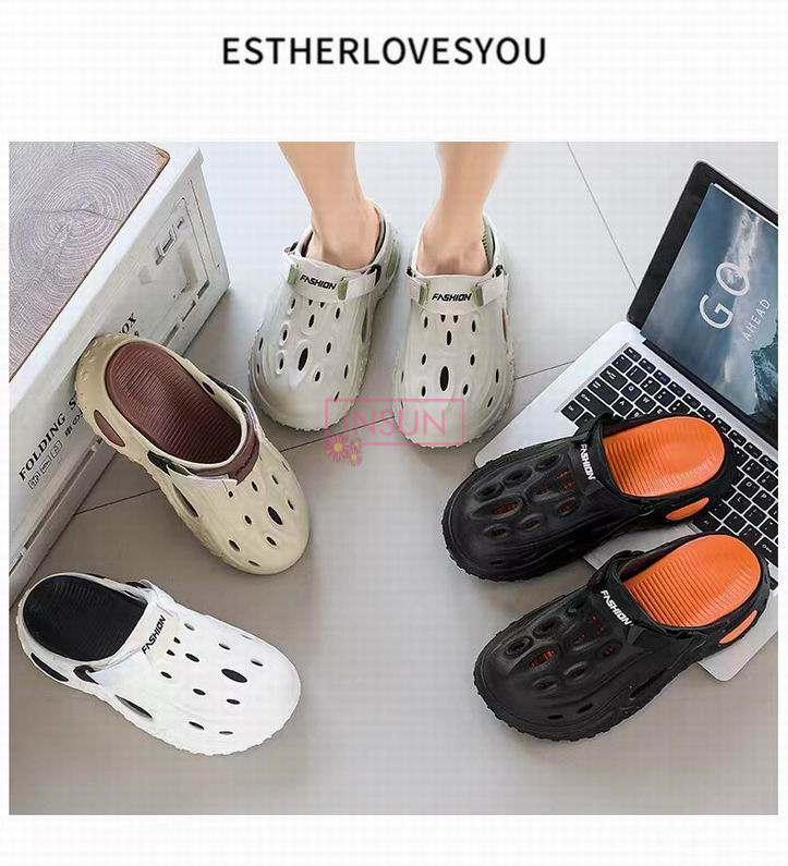 MEN CLOGS