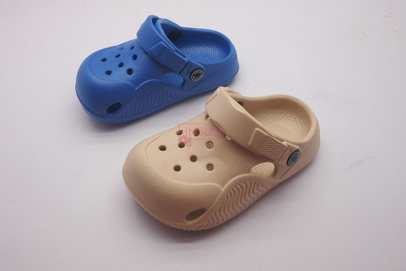 CLOGS