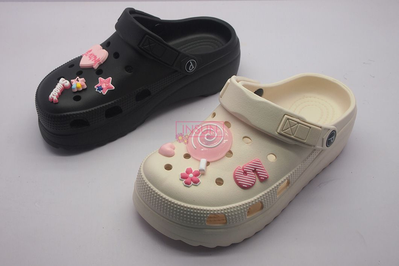 CLOGS