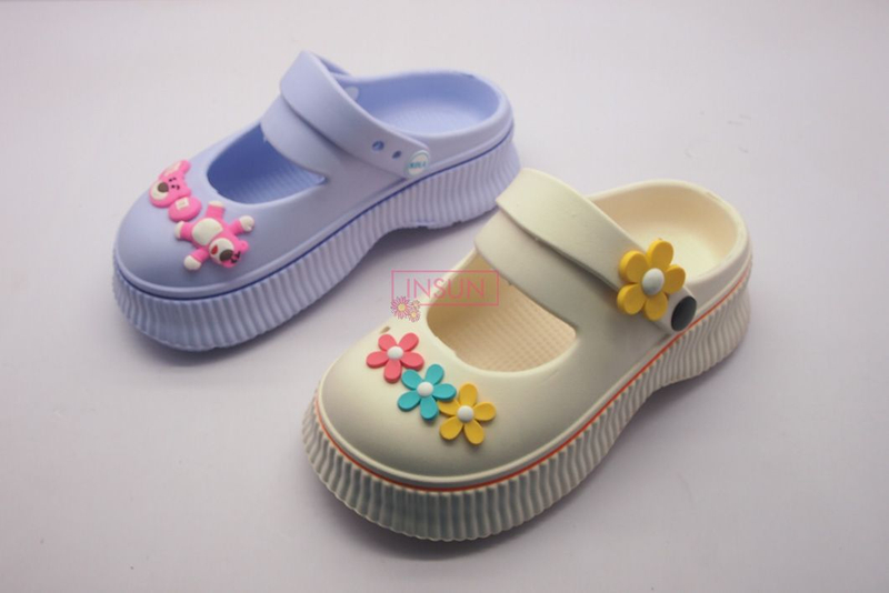 CLOGS