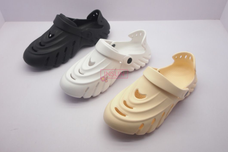 CLOGS