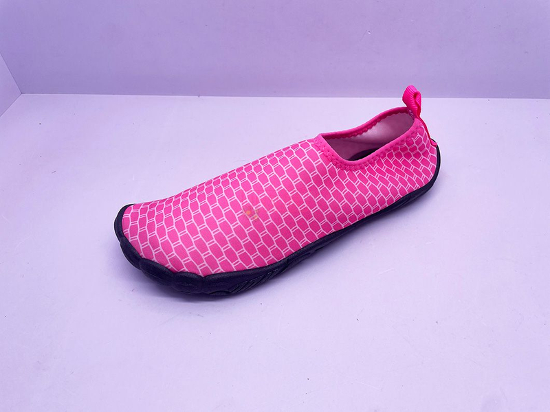 AQUA SHOES