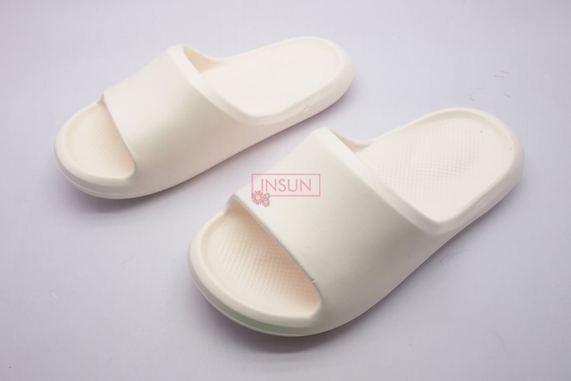INJECTION SLIDE SLIPPERS