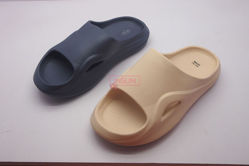 INJECTION SLIDE SLIPPERS