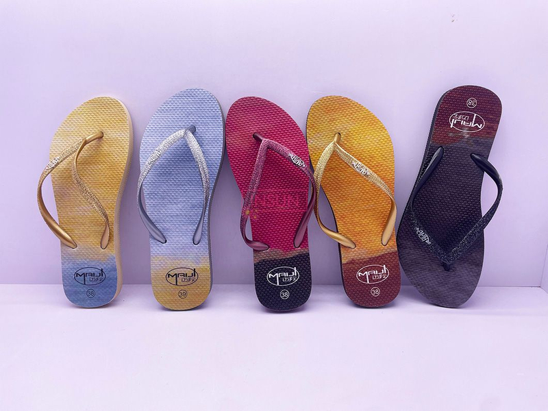FLIP FLOPS