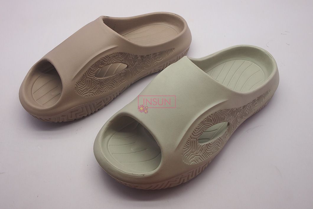 INJECTION SLIDE SLIPPERS