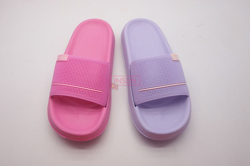 INJECTION SLIDE SLIPPERS