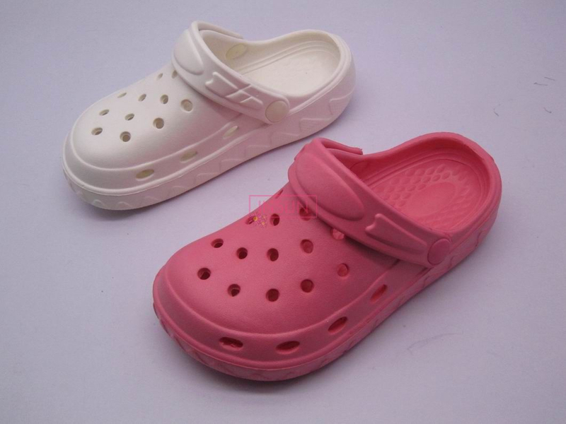 CHILD CLOG