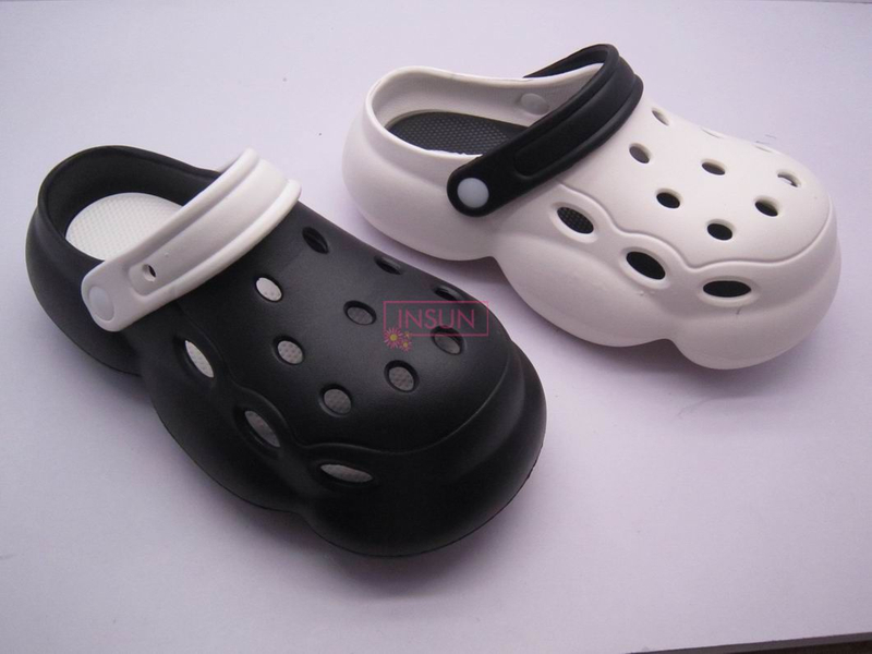 WOMEN CLOG