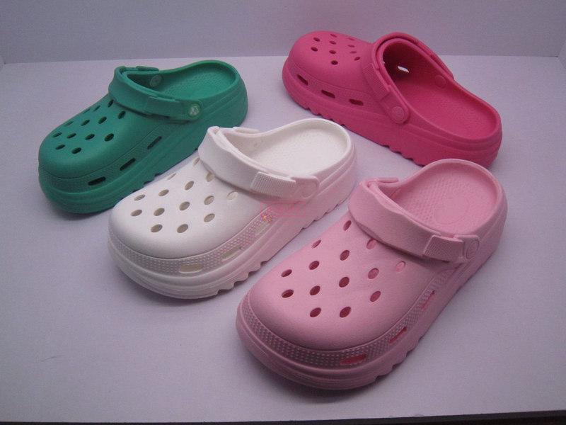 WOMEN CLOG