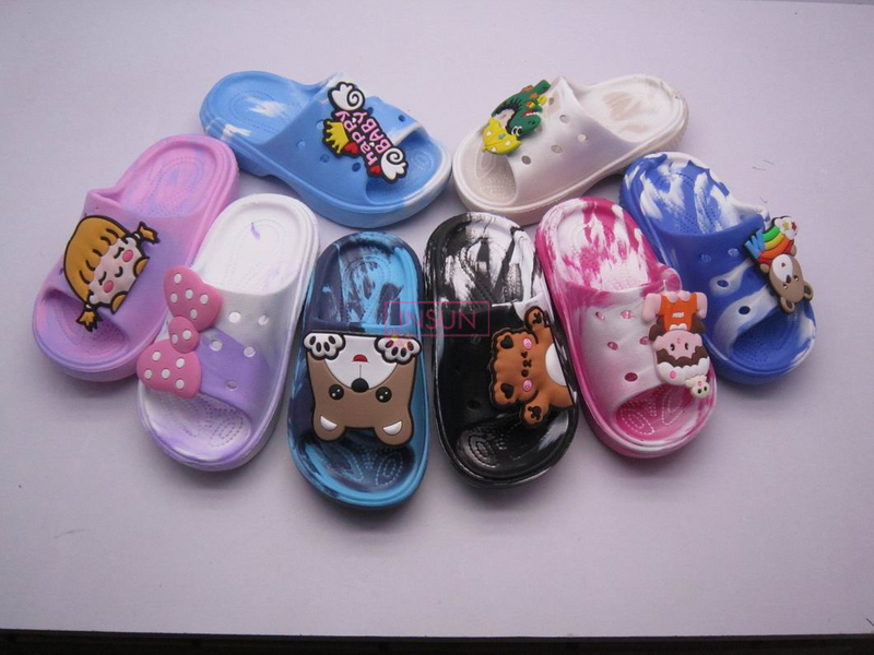 INJECTION SLIDE CHLID SLIPPERS