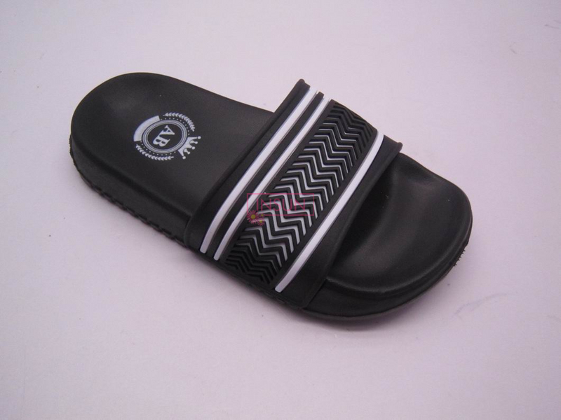INJECTION SLIDE CHLID SLIPPERS