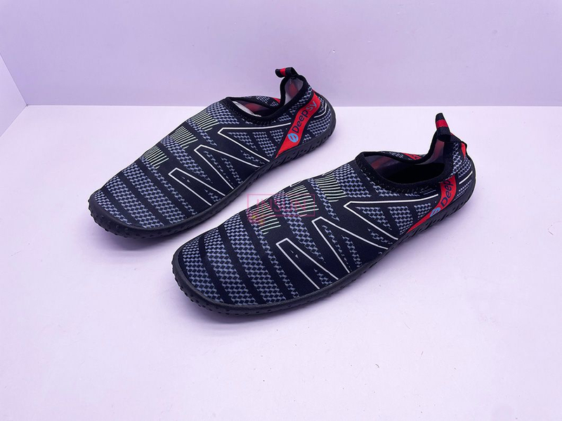 AQUA SHOES