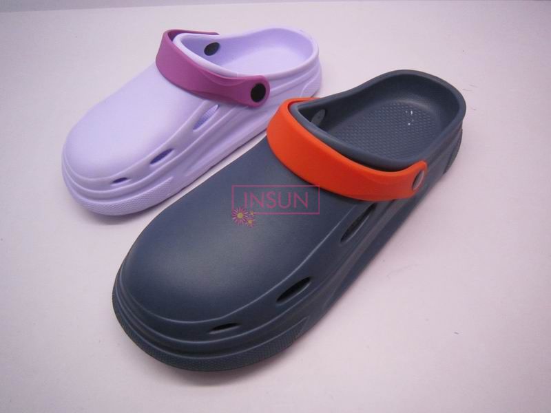 MEN CLOGS