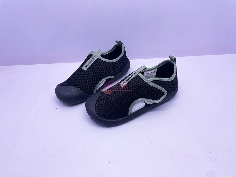 AQUA SHOES